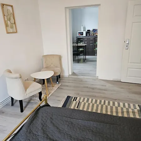 Apartment Ap 2- 33 Qm Bei Oschersleben + Helmstedt *