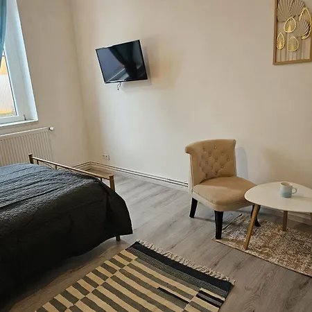 Apartment Ap 2- 33 Qm Bei Oschersleben + Helmstedt *