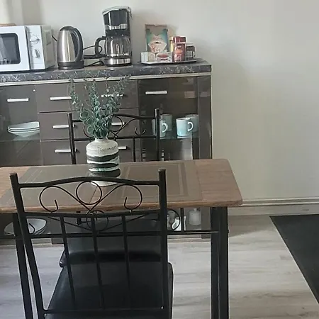 Apartment Ap 2- 33 Qm Bei Oschersleben + Helmstedt *